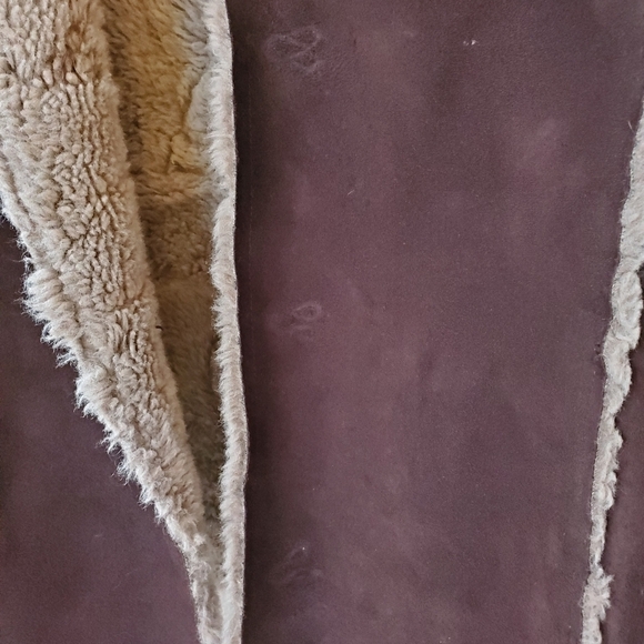 Esprit Vintage Suede and Sherpa Vest. Womens size M - Picture 5 of 6